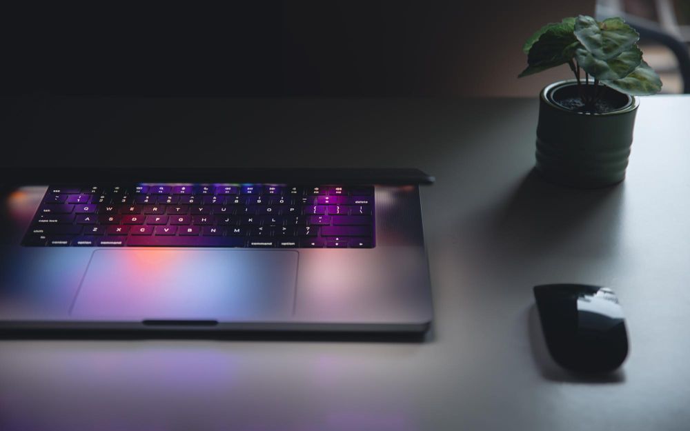 close-up-laptop-keyboard-colorful-neon-illumination-backlit-keyboard.jpg